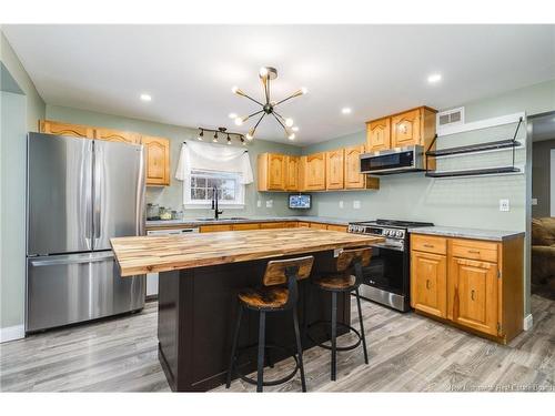 394 Royal Rd, Fredericton, NB 