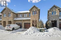 523 HOLLYBROOK Crescent  Kitchener, ON N2R 0P1