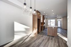 3189C Rue Roger  Sainte-Marthe-Sur-Le-Lac, QC J0N 1P0