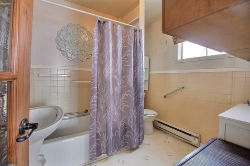 Salle de bains - 1790 Rue Bourassa, Val-D'Or, QC - Indoor