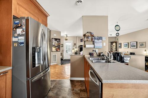 Cuisine - 121 Rue Bellerive, Saint-Eustache, QC - Indoor Photo Showing Kitchen With Double Sink