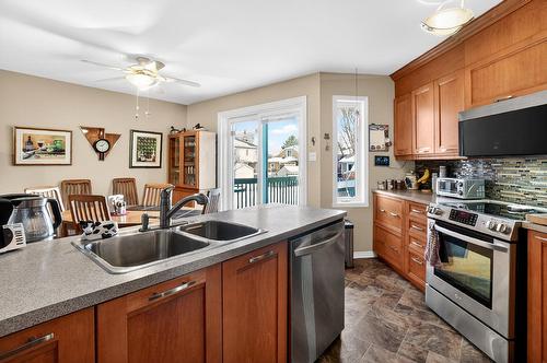 Cuisine - 121 Rue Bellerive, Saint-Eustache, QC - Indoor Photo Showing Kitchen With Double Sink