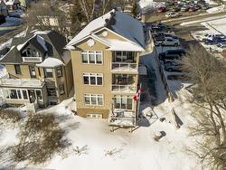 10 Banning Street  Thunder Bay, ON P7B 3H5