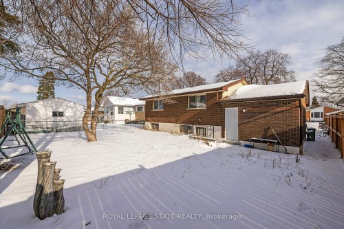 78 Cromwell Crescent, Hamilton, ON - Outdoor