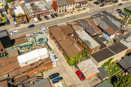 18 Barton Street E, Hamilton, ON - 