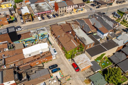 18 Barton Street E, Hamilton, ON - 