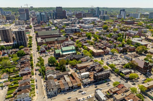 18 Barton Street E, Hamilton, ON - Outdoor With View