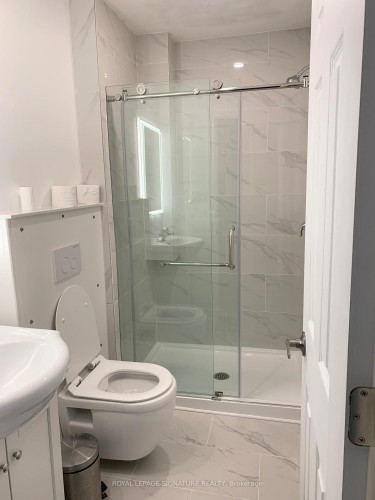 6032 Featherhead Crescent, Mississauga, ON 