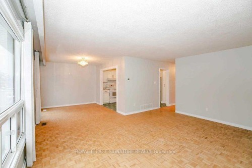 6032 Featherhead Crescent, Mississauga, ON 