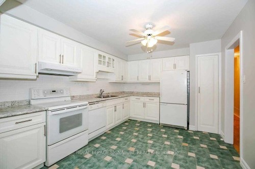 6032 Featherhead Crescent, Mississauga, ON 