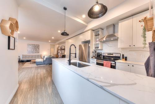 6247 Av. Christophe-Colomb  Montréal (Rosemont/La Petite-Patrie), QC H2S 2G5