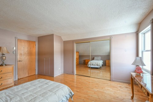 Chambre à coucher principale - 10 Av. David, Saint-Sauveur, QC - Indoor Photo Showing Bedroom