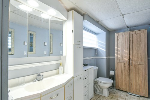 Salle de bains - 10 Av. David, Saint-Sauveur, QC - Indoor Photo Showing Bathroom