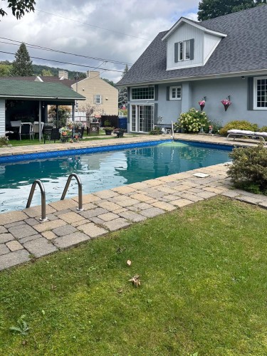 Piscine - 10 Av. David, Saint-Sauveur, QC - Outdoor With In Ground Pool