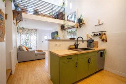 4-797 Tyee Rd  Victoria, BC V9A 7R4