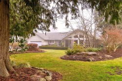 625 Yambury Rd  Qualicum Beach, BC V9K 1C5
