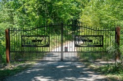 0 Thompson Ave  Nanaimo, BC V8X 1S4