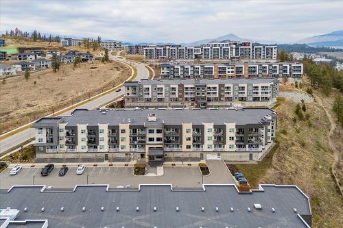 212-655 Academy Way, Kelowna, BC - Outdoor With View