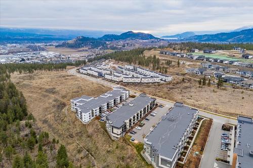 212-655 Academy Way, Kelowna, BC - Outdoor With View