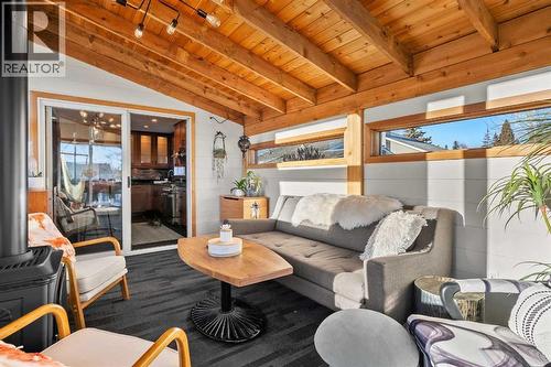 4636 Montana Drive Nw, Calgary, AB -  With Deck Patio Veranda