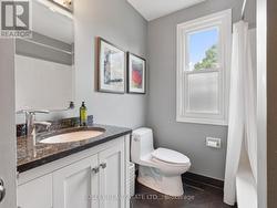 main floor bathroom - 4 piece - 