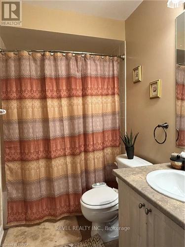 252 Berry Street, Shelburne, ON - Indoor Photo Showing Bathroom
