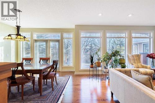 118 Tusslewood Heights Nw, Calgary, AB - Indoor