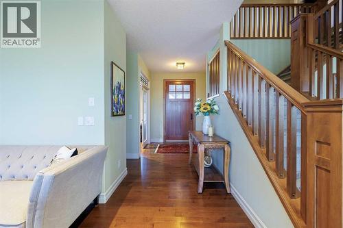 118 Tusslewood Heights Nw, Calgary, AB - Indoor Photo Showing Other Room