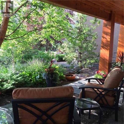 118 Tusslewood Heights Nw, Calgary, AB - Outdoor With Deck Patio Veranda