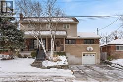 25 BATTLEFIELD Drive  Stoney Creek, ON L8G 1T8