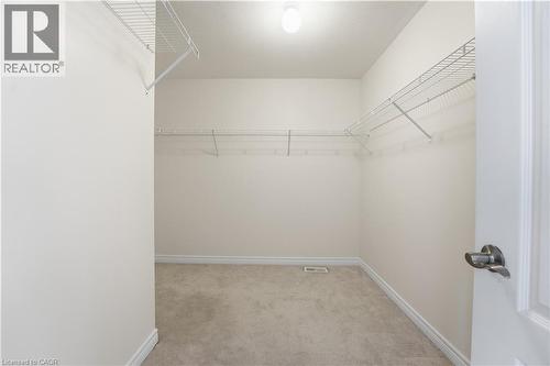 16 Cliffside Court, Cambridge, ON - Indoor With Storage