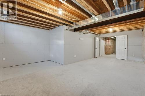 16 Cliffside Court, Cambridge, ON - Indoor Photo Showing Basement