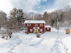 21 Long Hill Road  Mahone Bay, NS B0J 1E0