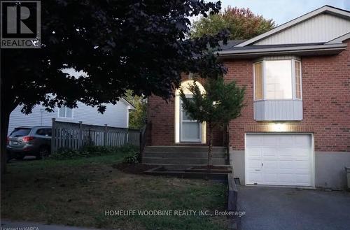 602 TANNER DRIVE  Kingston, ON K7M 8Y1