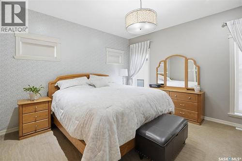327 Hastings Lane, Saskatoon, SK - Indoor Photo Showing Bedroom
