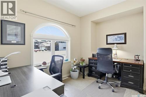 327 Hastings Lane, Saskatoon, SK - Indoor Photo Showing Office