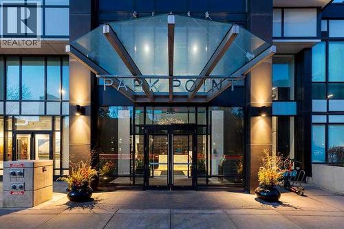 2102, 310 12 Avenue Sw, Calgary, AB - Outdoor