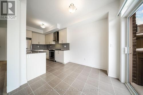 217 Bennett Street, Newmarket, ON - Indoor Photo Showing Kitchen