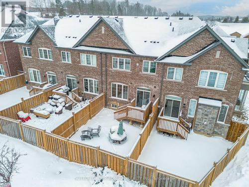 217 Bennett Street, Newmarket, ON - Outdoor