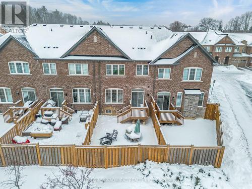 217 Bennett Street, Newmarket, ON - Outdoor