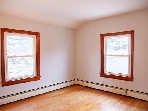 214 Main Street, Dartmouth, NS 