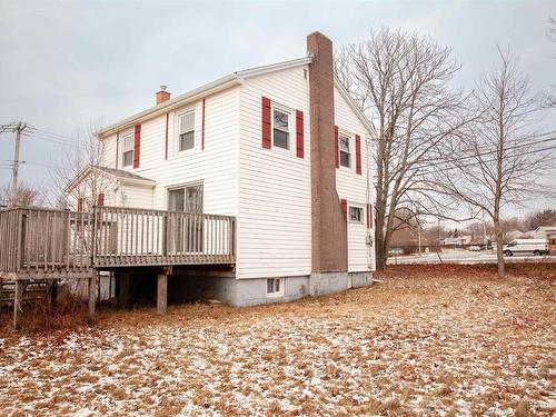 214 Main Street, Dartmouth, NS 