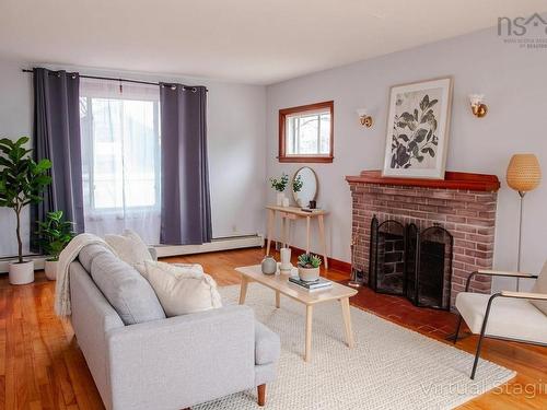 214 Main Street, Dartmouth, NS 