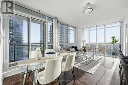 2403 - 4099 BRICKSTONE MEWS  Mississauga, ON L5B 0G2