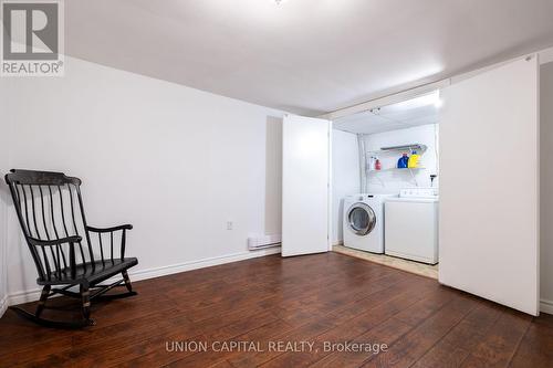 9 Briar Path, Brampton, ON - Indoor Photo Showing Laundry Room