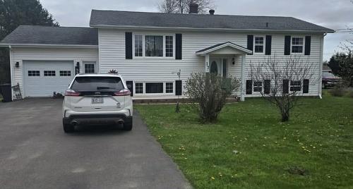 17 Centennial Drive  Kensington, PE C0B 1M0