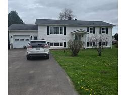 17 Centennial Drive  Kensington, PE C0B 1M0