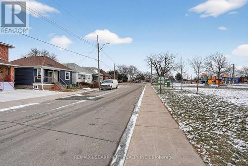 49 Allan Avenue, Hamilton, ON - Outdoor