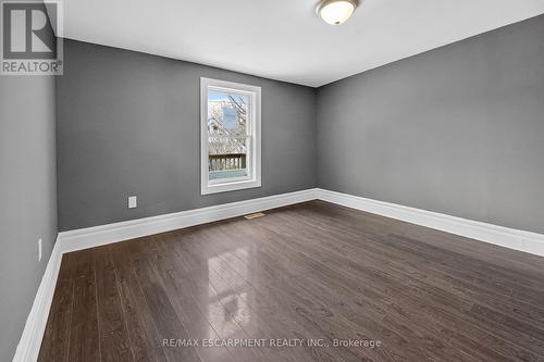 49 Allan Avenue, Hamilton, ON - Indoor Photo Showing Other Room
