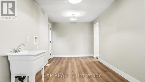 491 Upper Wentworth Street, Hamilton, ON - Indoor Photo Showing Other Room